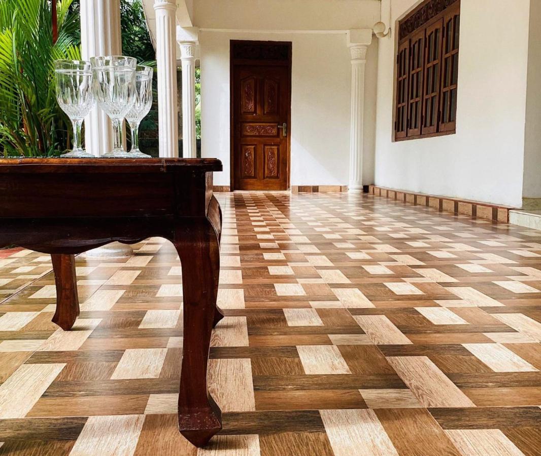Grand Refuge Holiday Rooms Anuradhapura Exterior foto